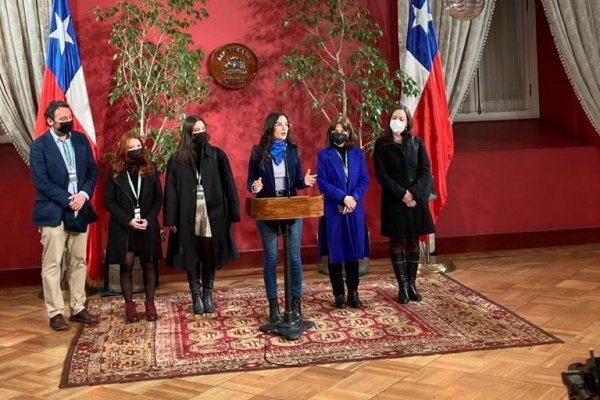 Ejecutivo rechaza críticas de intervencionismo electoral tras anuncio de medidas de ayuda económica