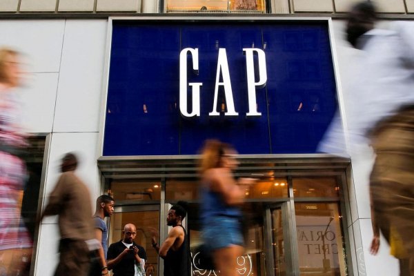 Directora ejecutiva de Gap fue despedida tras fracasar en el rescate de su emblemática marca Old Navy