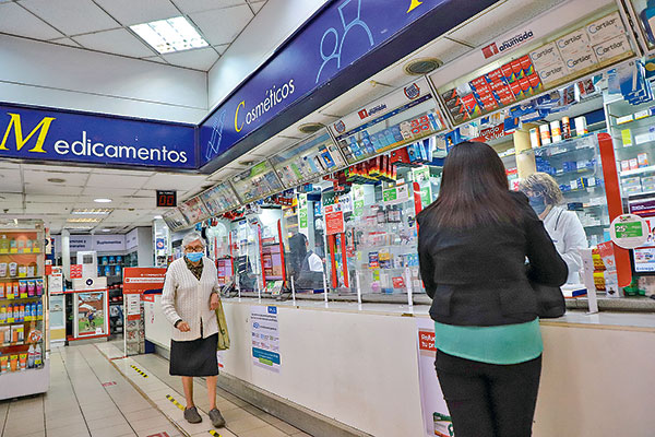 Walgreens cambia estatutos de Farmacias Ahumada en medio de proceso de venta de la firma chilena