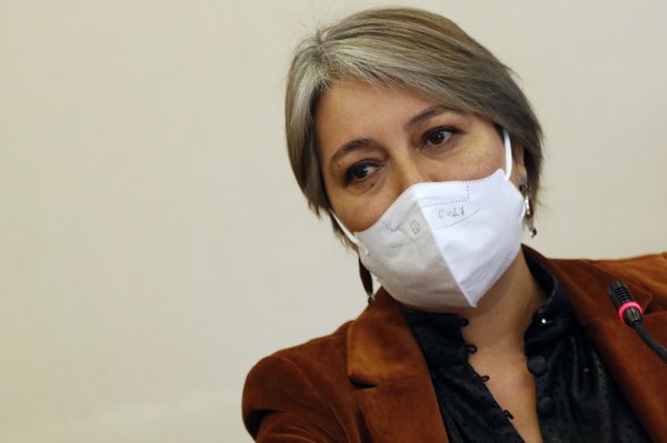 <p>Ministra Jara y declaraciones de Boric sobre eventual triunfo del rechazo: "El Presidente busca dar certezas"</p>