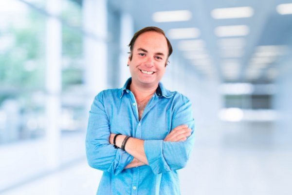 Digevo ingresa al mercado de la salud tras invertir en la healthtech chilena Izzimed