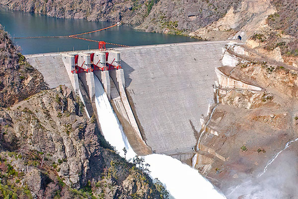 Coordinador Eléctrico pide formalmente a la CNE flexibilizar el uso de la reserva hídrica para evitar riesgo de vertimientos