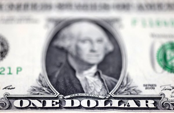 FT: Alza del dólar borra miles de millones de las ganancias corporativas de Estados Unidos