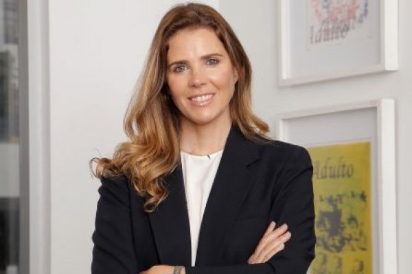 Pioneras: Fernanda Vicente, la periodista multifacética que busca impulsar el emprendimiento femenino
