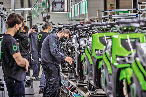 La confianza de la eurozona es la más débil en 17 meses por el temor a la recesión