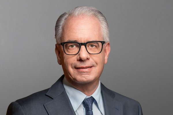 ¿Quién es Ulrich Körner? El nuevo CEO de Credit Suisse que llegará a "reestructurar" el banco de inversión