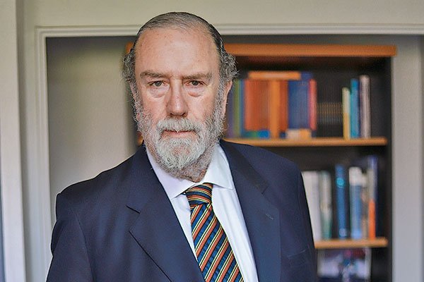 Guillermo Arthur sobre la reforma de pensiones “se ha puesto en pugna la herencia con la solidaridad, como si defender la herencia no fuera solidario”