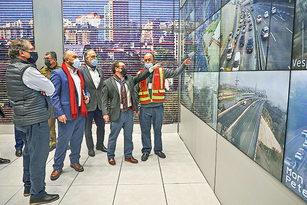 <p>Autopistas comprometen $1.000 millones para reforzar seguridad y gobierno reitera fin a circulación de vehículos sin patente</p>