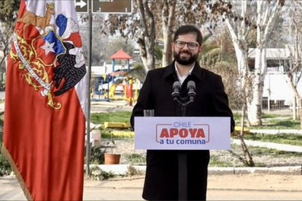 Boric respalda al ministro Jackson en más reciente polémica, pero pide humildad: “Nadie nace sabiendo”