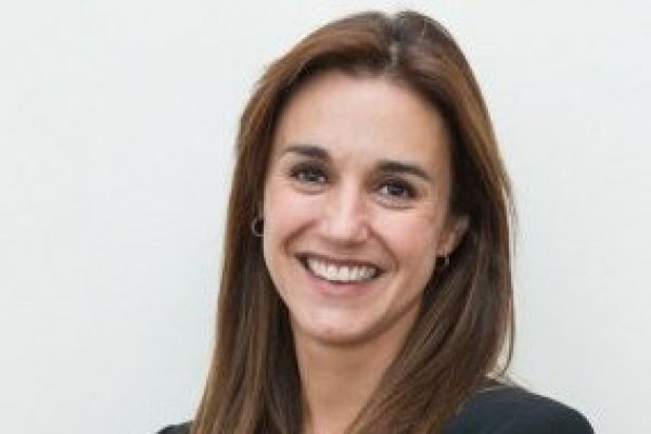 <p>Conversaciones DF | Natalia González conversa con Marily Lüders de la propiedad privada en la nueva Constitución</p>
