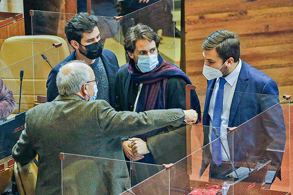 El presidente de la Cámara pone presión al acuerdo para modificar la nueva Constitución sin vetos de temas
