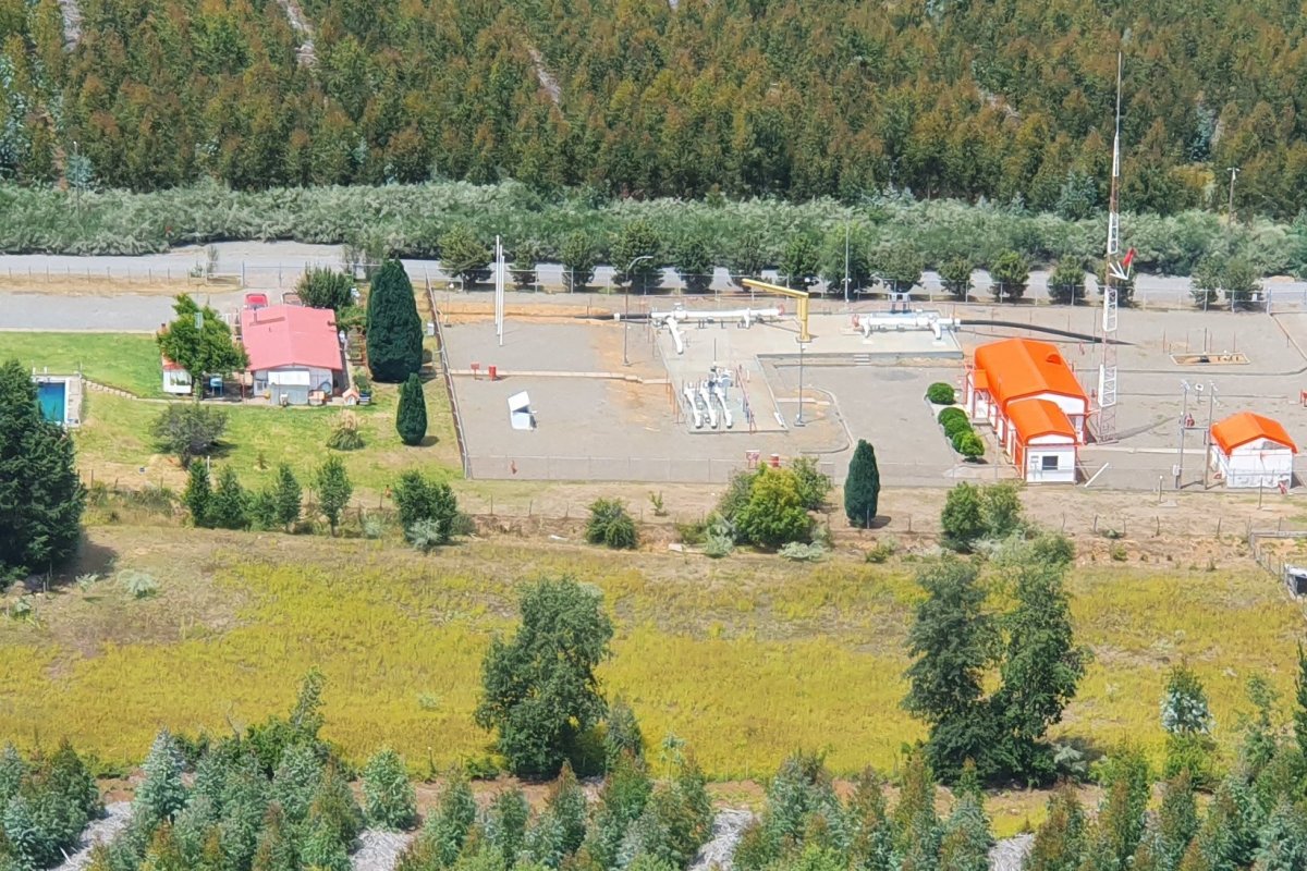 <p>ENAP firma acuerdo con YPF para la exportación de crudo de Vaca Muerta hacia Chile y otros mercados internacionales</p>