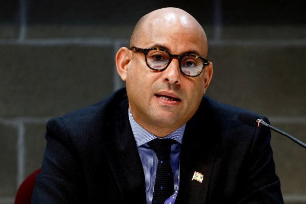 Exministro de Granada será nuevo responsable de ONU para Cambio Climático