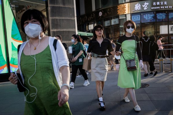 Los confinamientos por Covid golpean los ingresos de las gigantes del consumo en China