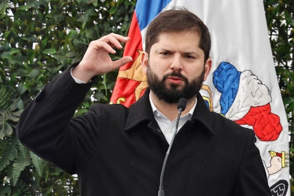 Boric reafirma compromiso con una nueva constitución independiente del resultado del plebiscito