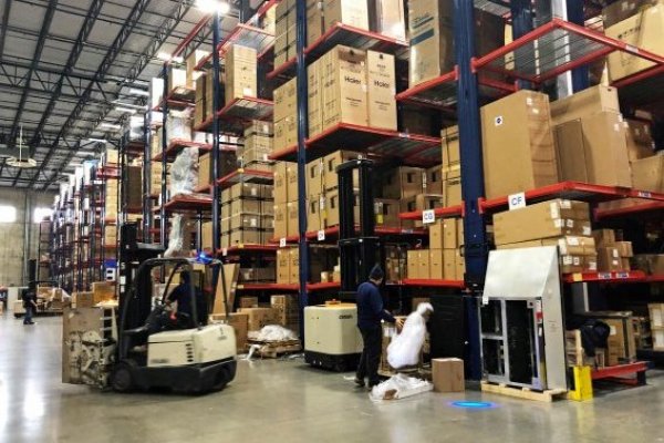 La actividad de negocios en EEUU se contrae nuevamente en agosto, en registro más débil desde mayo de 2020
