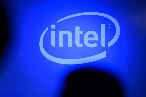 Intel y fondo canadiense acuerdan invertir US$ 30 mil millones para fabricar chips en EEUU