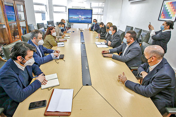 Mesa isapres-Minsal: prioridades están en nuevo reajuste de planes y los cambios a tabla de factores