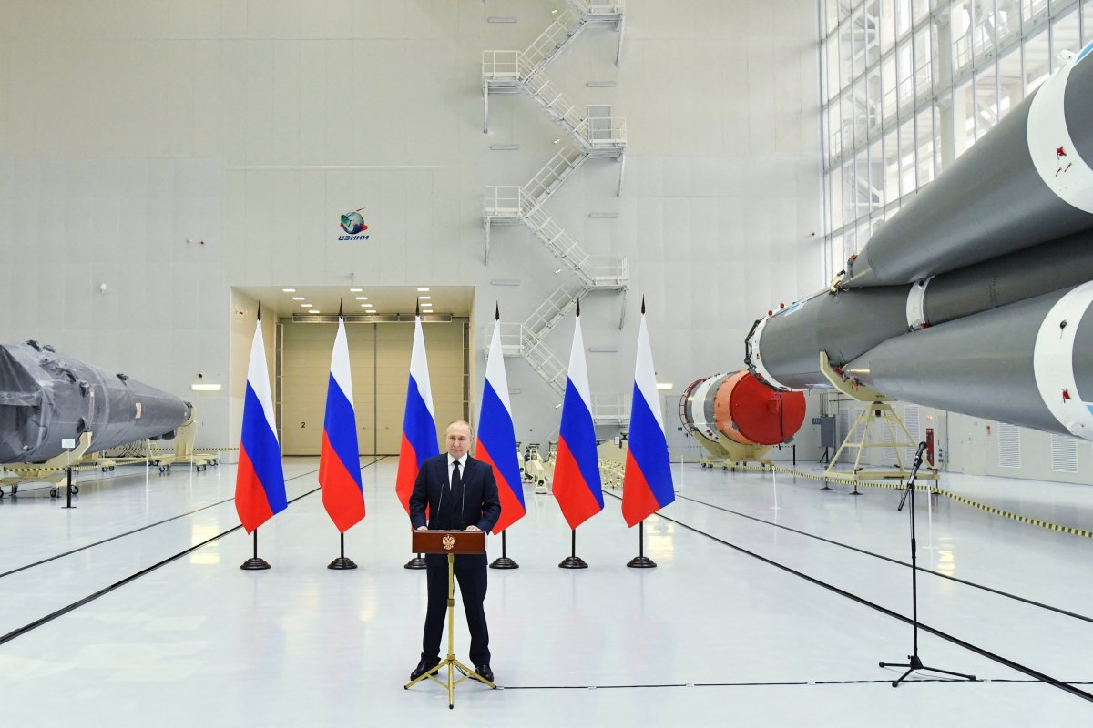 <p>Seis meses de invasión a Ucrania desnudan la imagen de superpotencia de Rusia</p>