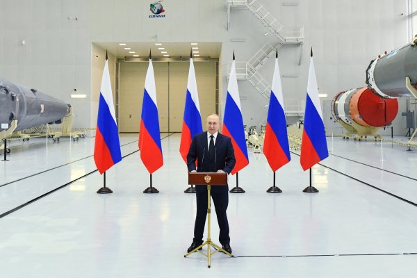 Seis meses de invasión a Ucrania desnudan la imagen de superpotencia de Rusia