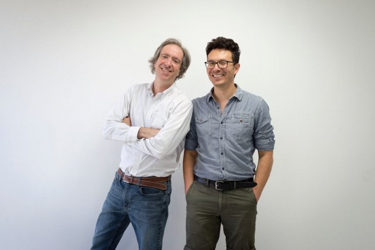 <p>Los cofundadores de Diagnosis Biotech, Carlos Abogabir y Rodrigo Young.</p>