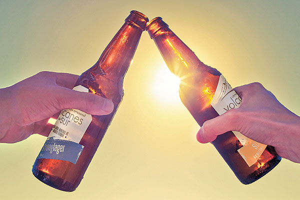 CCU hace otra apuesta por la cerveza artesanal y adquiere la ascendente marca Volcanes del Sur