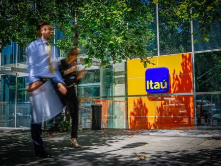Brasileño Itaú Unibanco propone absorber algunas actividades de su filial de tarjetas de crédito