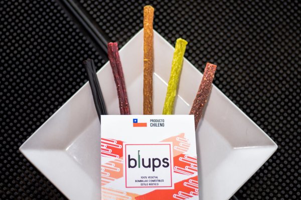 Blups, la startup iquiqueña que creó bombillas comestibles veganas y biodegradables, sumará nuevos productos