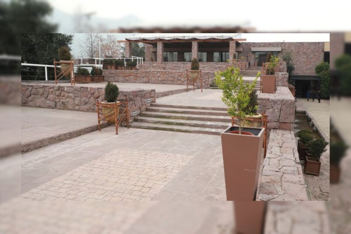 <p>Bar molecular y cocina con medición de huella de carbono: la propuesta de GL Events en la reinaugurada ex CasaPiedra</p>