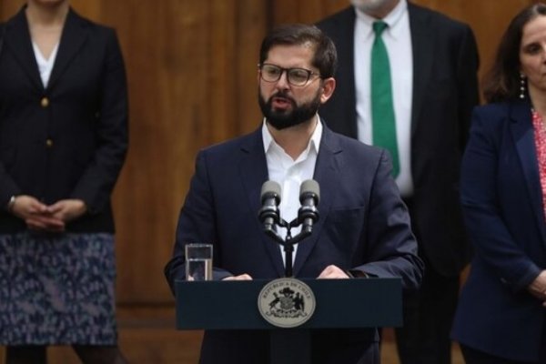 Boric ratifica compromiso con plan de Gobierno al presentar nuevo gabinete: no es “ni un paso atrás”