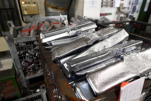Crece la presión para una acción de emergencia de la UE para salvar la industria metalúrgica