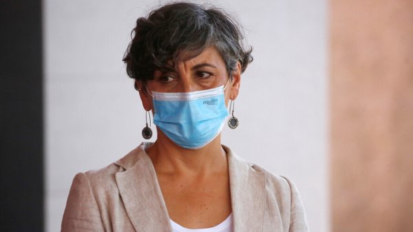 Nueva ministra de Salud encabezó mesa con isapres dando continuidad al plan de acción contra la crisis