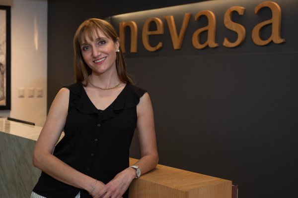 Nevasa: "La renta variable local está muy barata, no recuerdo haber visto tantas acciones del IPSA bajo su valor libro"