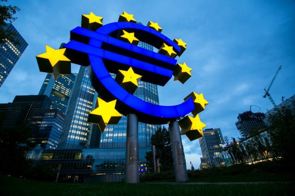 El BCE realiza histórica alza de 75 puntos base en tasas y espera seguir subiendo en las próximas reuniones
