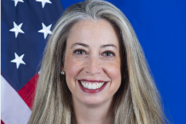 A un año de su designación llega a Santiago para asumir la nueva embajadora de Estados Unidos en Chile