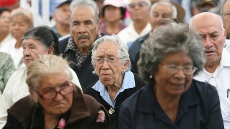 Presidente Petro propone trasladar parte de las cotizaciones de fondos privados a Colpensiones