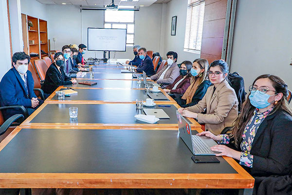 Reforma tributaria: asesores de Hacienda y parlamentarios retoman las conversaciones