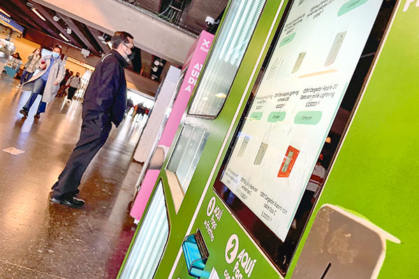 Máquinas expendedoras, delivery y última milla: Metro se abre a nuevos mecanismos de venta para potenciar a sus arrendatarios