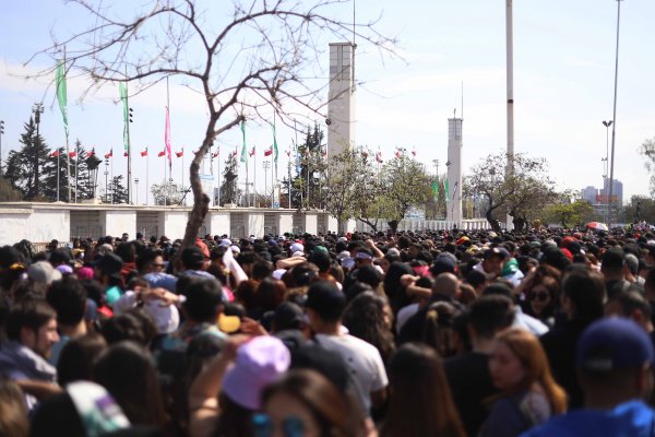 Sernac oficia a productora de concierto de Daddy Yankee y llama a asistentes a "ingresar reclamos ante cualquier incumplimiento a sus derechos"