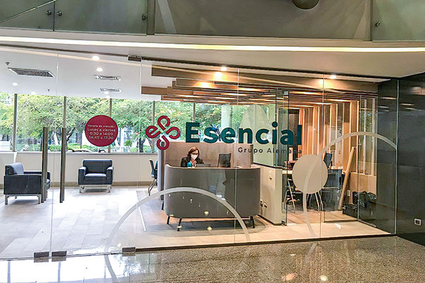 Isapre Esencial superó los tres mil beneficiarios y ampliará oferta a regiones del sur del país