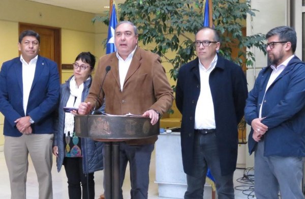 Diputados piden al Gobierno bono para compensar pérdidas de cotizantes prontos a jubilar