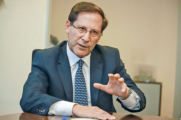 <p>Iván Arriagada, presidente ejecutivo de Antofagasta Minerals. Foto: Archivo</p>
