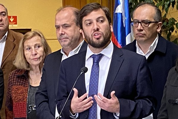 Presidente de la Cámara da por superado impasse de la mesa paralela anunciada para delinear el nuevo proceso constituyente