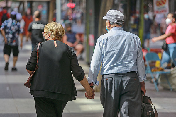 <p>Número de pensionados se duplica y anota récord histórico, pero monto de pensiones cae 22%</p>