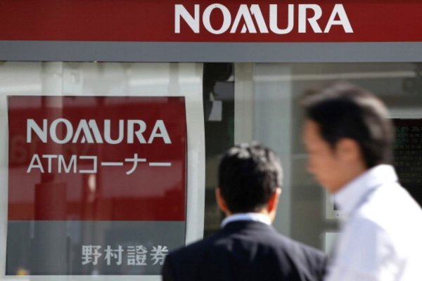 <p>Banco de inversión Nomura está enseñando a los niños y jóvenes de secundaria cómo invertir</p>