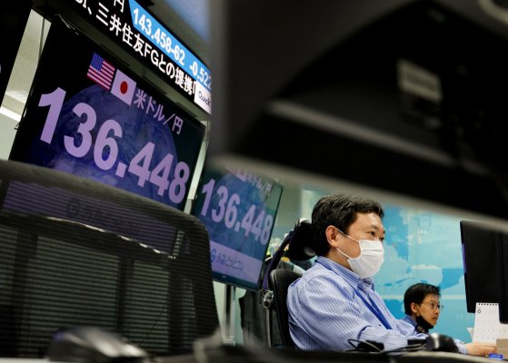 Operadores suben apuestas a nueva alza de tasas de Fed en 75 puntos base tras reporte de empleo