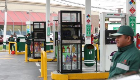 Suministro de combustible en Perú está en riesgo por deuda del Ministerio de Economía