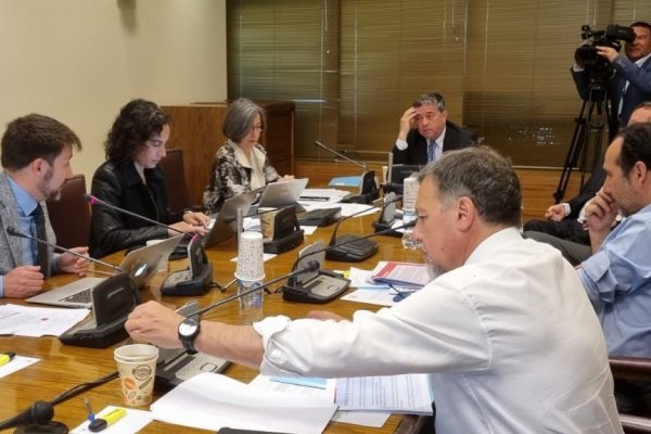 Comisión de Hacienda del Senado aprueba proyecto de almacenamiento de energía eléctrica y mañana se votará en la Sala
