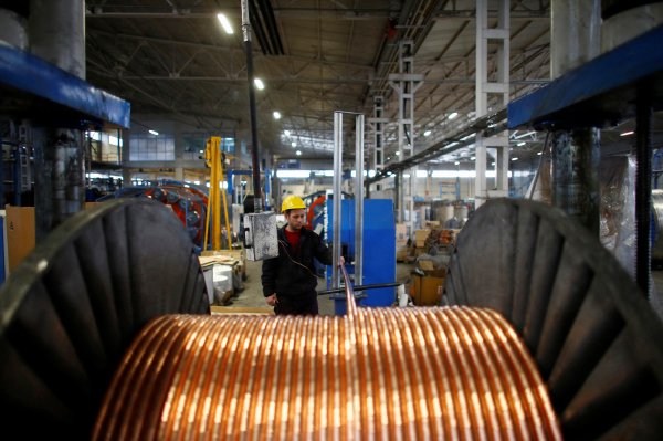 <p>Importaciones chinas de cobre crecen en septiembre por el gasto en infraestructuras</p>