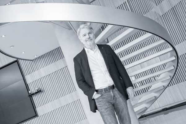 Antonio Büchi: La industria de telecomunicaciones y el espacio de mejora en la conectividad